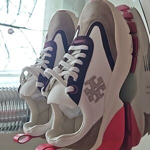 Good Luck Trainers